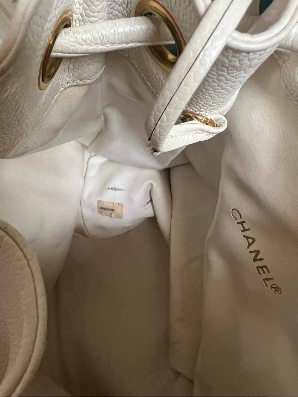 Vintage CHANEL Timeless Drawstring Sling Crossbody Backpack Caviar Medium White - Picture 13 of 15